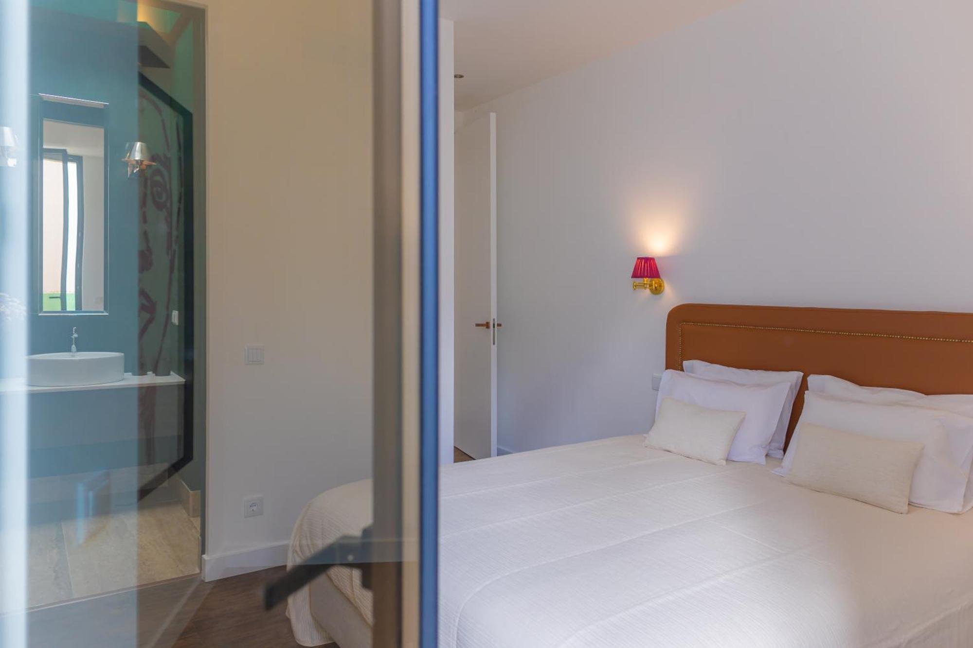 Canto 18 Salir de Porto Exterior photo